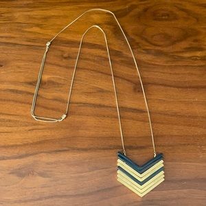 Madewell Arrowstack Chevron Necklace